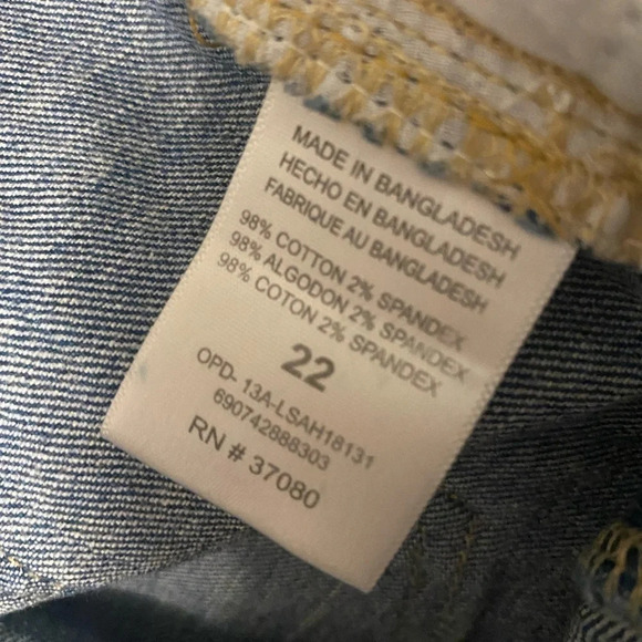 Women’s Cropped medium wash jeans with stretch - Picture 3 of 3